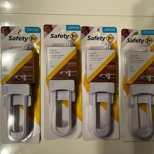 Cabine Slip Locks for Safety Proofing (Set of 4 / 8 Locks‎ in Total) (new)